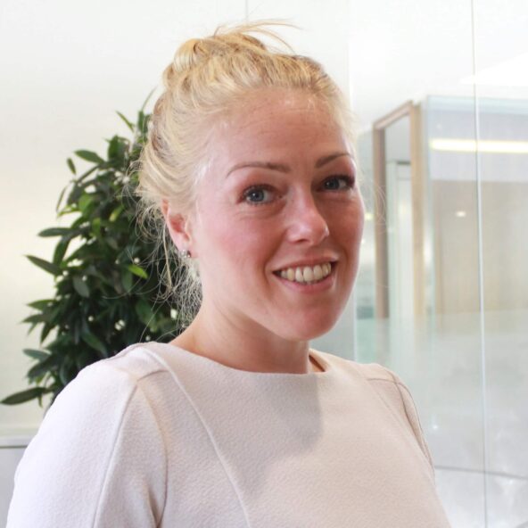 Sarah Mannion Headshot